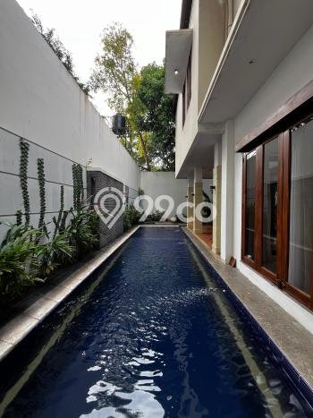 Hunian Kondisi Baik Disewakan di Pondok Indah, Jakarta Selatan LT 480m2, LB 600m2 Hunian Kondisi Baik Disewakan di Pondok Indah, Jakarta Selatan LT 480m2, LB 600m2