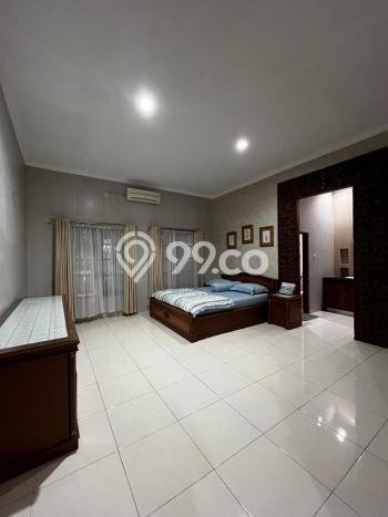 Hunian Modern Dikontrakkan 5 Kamar di Kebayoran Baru Boleh Nego Hunian Modern Dikontrakkan 5 Kamar di Kebayoran Baru Boleh Nego