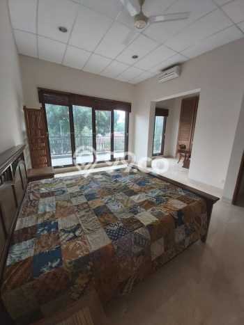 Disewakan! Rumah 4 Kamar Tidur &
4 Kamar Mandi di Kemang, Jakarta Selatan Disewakan! Rumah 4 Kamar Tidur &
4 Kamar Mandi di Kemang, Jakarta Selatan