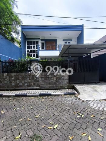 Rumah kawasan , Akses ke Pusat Kota, 3 KM, LT 270m2m² LB 200m2m² Rumah kawasan , Akses ke Pusat Kota, 3 KM, LT 270m2m² LB 200m2m²