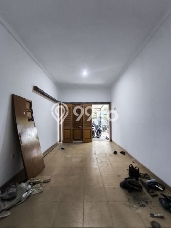 Rumah kawasan , Akses ke Pusat Kota, 3 KM, LT 270m2m² LB 200m2m² Rumah kawasan , Akses ke Pusat Kota, 3 KM, LT 270m2m² LB 200m2m²