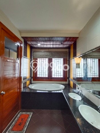 Disewakan Rumah Nyaman di Pondok Indah LT 550m2 / LB 700m2 Siap Huni Disewakan Rumah Nyaman di Pondok Indah LT 550m2 / LB 700m2 Siap Huni