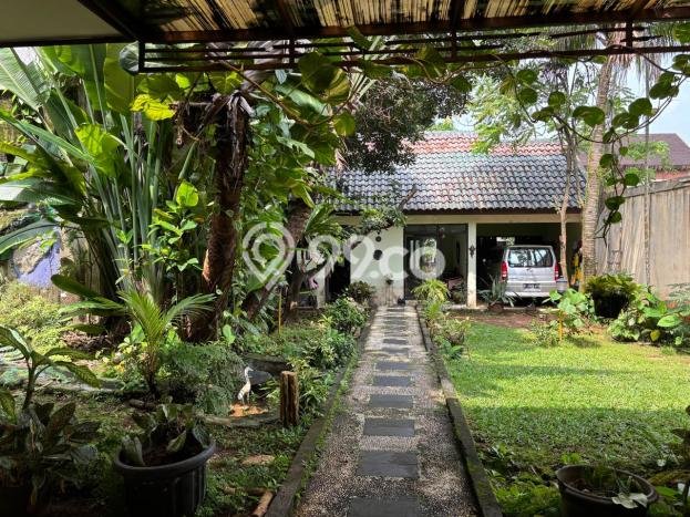 Rumah Eksklusif Siap Huni LT 440m2 di Pondok Aren, Tangerang Selatan Rumah Eksklusif Siap Huni LT 440m2 di Pondok Aren, Tangerang Selatan