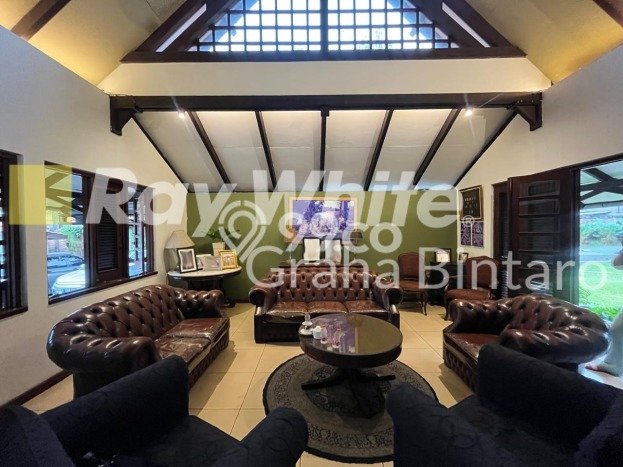 Dijual Rumah Luas Megah Dengan View Eksklusif di Pondok Betung, Tangerang Dijual Rumah Luas Megah Dengan View Eksklusif di Pondok Betung, Tangerang