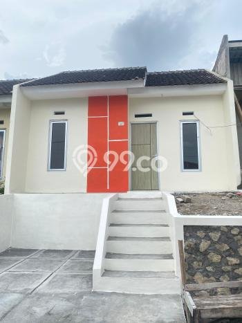 HARGA SPECIAL! Rumah Strategis di Gondangrejo, LT 60m2m² Bangunan 27m2m² HARGA SPECIAL! Rumah Strategis di Gondangrejo, LT 60m2m² Bangunan 27m2m²