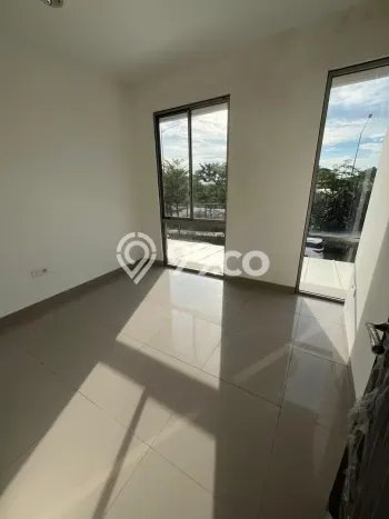 Jual Rumah Eksklusif 2 KT di Pantai Indah Kapuk 2, Jakarta Utara Jual Rumah Eksklusif 2 KT di Pantai Indah Kapuk 2, Jakarta Utara