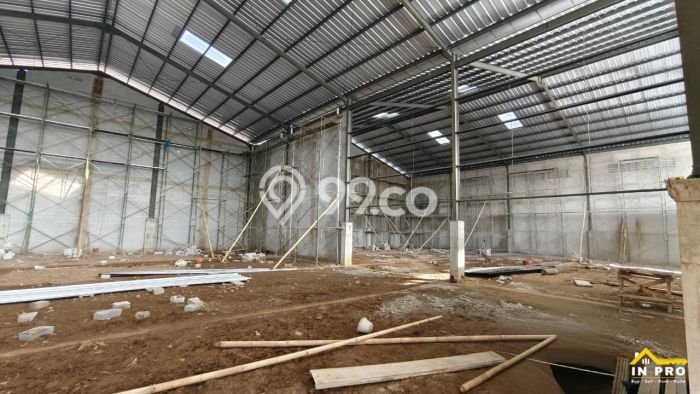 Unit Gudang Disewa Lokasi Cipondoh, Tangerang Spesifikasi Luas Bangunan 530m2 Unit Gudang Disewa Lokasi Cipondoh, Tangerang Spesifikasi Luas Bangunan 530m2
