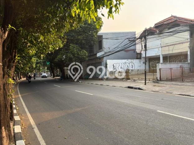 Ruko Dijual di Jakarta Timur LT 85m2 & LB 105m2 Lokasi Terbaik! Ruko Dijual di Jakarta Timur LT 85m2 & LB 105m2 Lokasi Terbaik!