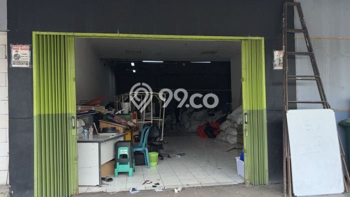 SEWA TERBAIK! Gudang Kawasan Cakung, Luas 870m2m², Area Ramai, Ready Untuk Digunakan SEWA TERBAIK! Gudang Kawasan Cakung, Luas 870m2m², Area Ramai, Ready Untuk Digunakan