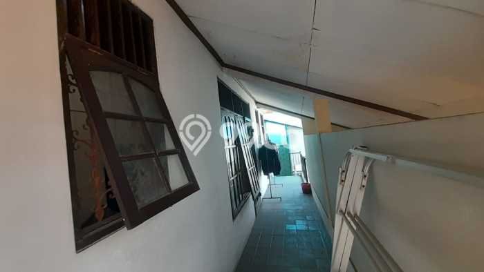 Rumah Elit LB 255m2 Siap Pakai Desain Elegan di Pondok Bambu, Jakarta Timur Rumah Elit LB 255m2 Siap Pakai Desain Elegan di Pondok Bambu, Jakarta Timur