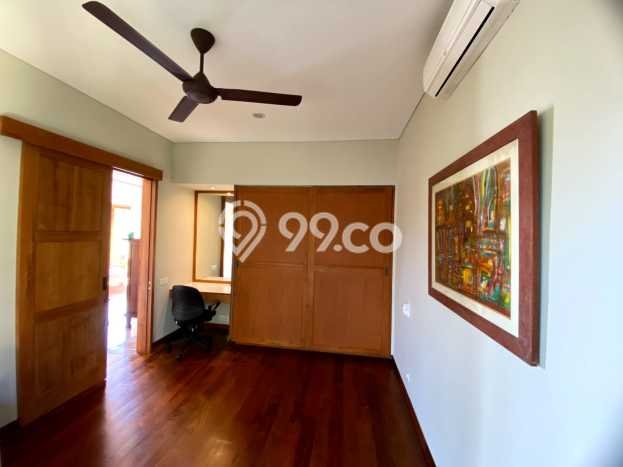 HARGA TERBAIK! Vila Kawasan , Area 675m2m², Lokasi Eksklusif dengan keamanan terjamin HARGA TERBAIK! Vila Kawasan , Area 675m2m², Lokasi Eksklusif dengan keamanan terjamin
