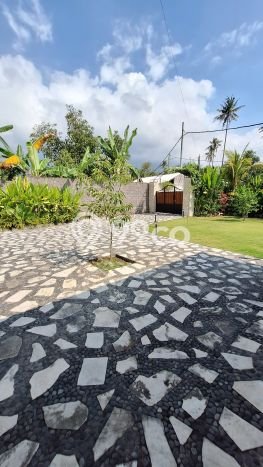 Vila Strategis Kawasan , Luas 1500m2m², Kawasan Asri dan nyaman Vila Strategis Kawasan , Luas 1500m2m², Kawasan Asri dan nyaman