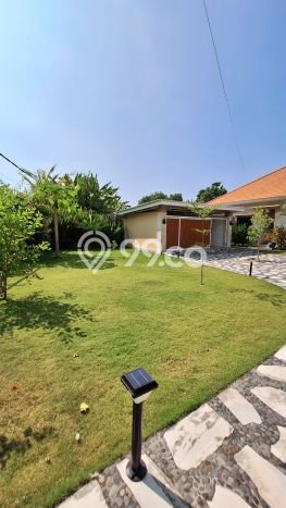 Vila Strategis Kawasan , Luas 1500m2m², Kawasan Asri dan nyaman Vila Strategis Kawasan , Luas 1500m2m², Kawasan Asri dan nyaman
