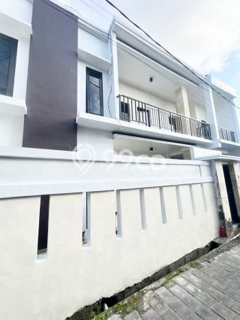 DIJUAL CEPAT! Rumah Modern area , Badung, Luas 125m2m² Bangunan 180m2m² NEGO! DIJUAL CEPAT! Rumah Modern area , Badung, Luas 125m2m² Bangunan 180m2m² NEGO!