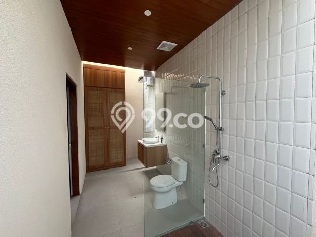 Vila Terawat di Nusa Dua, Area 100m2m², Lingkungan Asri dan aman Vila Terawat di Nusa Dua, Area 100m2m², Lingkungan Asri dan aman