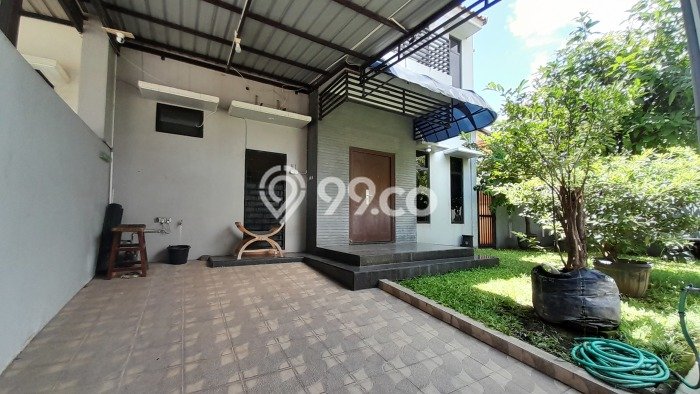 Hunian Cantik Modern Lb 200m2 di Colomadu, Karanganyar Hunian Cantik Modern Lb 200m2 di Colomadu, Karanganyar