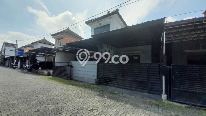 Jual Rumah Strategis Bagus Punya 2 KT di Colomadu Karanganyar SHM Jual Rumah Strategis Bagus Punya 2 KT di Colomadu Karanganyar SHM