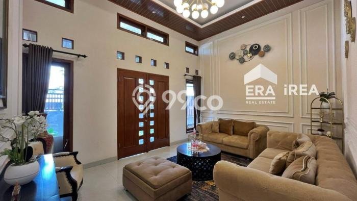 Dijual Rumah Premium dengan Fasilitas Sekitar Lengkap di Banjarsari, Solo Dijual Rumah Premium dengan Fasilitas Sekitar Lengkap di Banjarsari, Solo