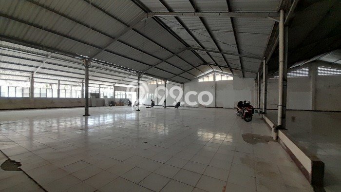 Gudang paling strategis disewakan di Banjarsari Solo Gudang paling strategis disewakan di Banjarsari Solo