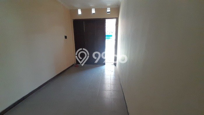 Rumah Modern 3 KT LT 172m2 di Solo Baru Rumah Modern 3 KT LT 172m2 di Solo Baru