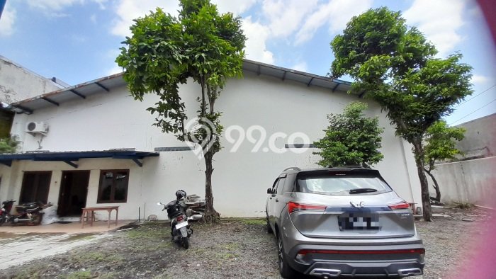 Gudang bagus disewakan di Gilingan Solo dengan LB 950m2 harga sewa terbaik Gudang bagus disewakan di Gilingan Solo dengan LB 950m2 harga sewa terbaik