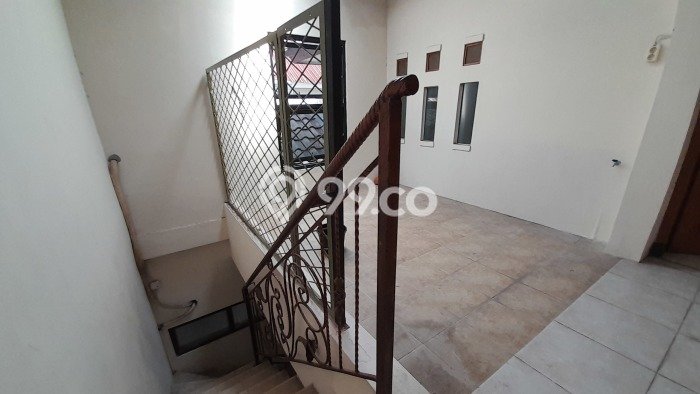 SPECIAL RATE! Rumah area Colomadu, 3 KM, Area Asri, LT 156m2m² LB 125m2m² SPECIAL RATE! Rumah area Colomadu, 3 KM, Area Asri, LT 156m2m² LB 125m2m²