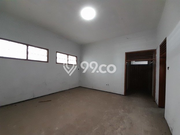 Dijual Cepat Rumah Favorit Siap Huni LB 120m2 di Banjarsari, Solo Dijual Cepat Rumah Favorit Siap Huni LB 120m2 di Banjarsari, Solo