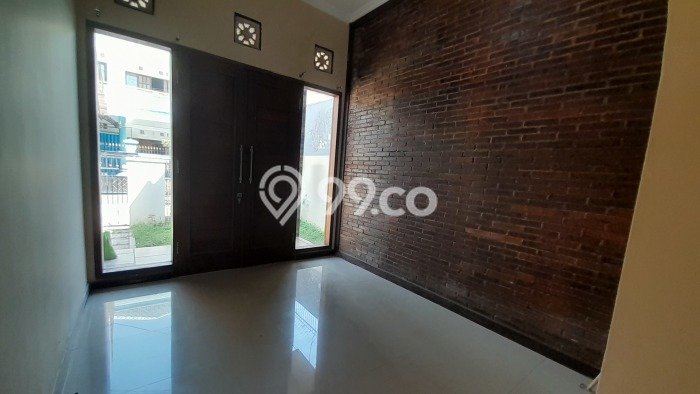 Rumah Modern 3 KT LT 172m2 di Solo Baru Rumah Modern 3 KT LT 172m2 di Solo Baru