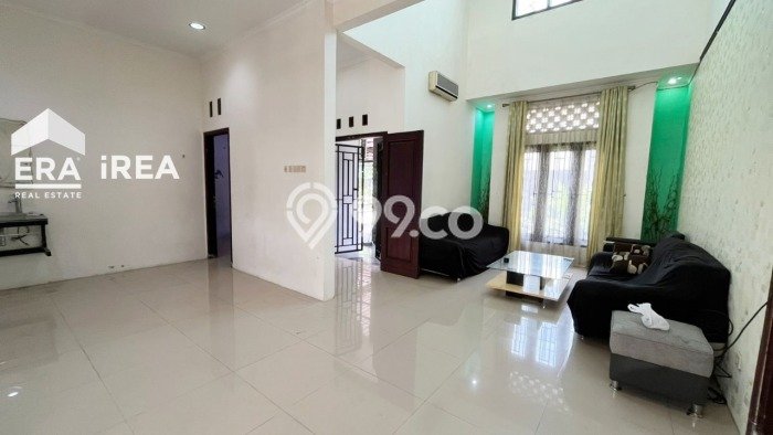 Jarang Ada! Rumah Sewa 3 Kamar Bagus Siap Huni Gentan Jarang Ada! Rumah Sewa 3 Kamar Bagus Siap Huni Gentan