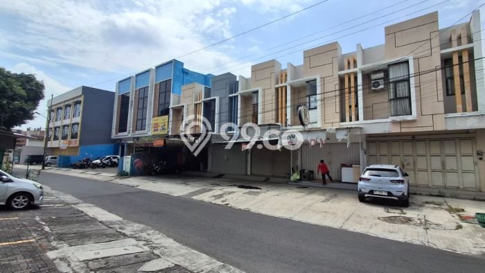 Unit Ruko Dijual di Pasar Kliwon Solo Luas Bangunan 150m2 Unit Ruko Dijual di Pasar Kliwon Solo Luas Bangunan 150m2