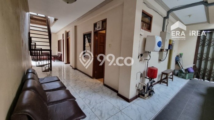 Hunian Mewah Siap Huni LT 630m2 di Laweyan, Surakarta Hunian Mewah Siap Huni LT 630m2 di Laweyan, Surakarta