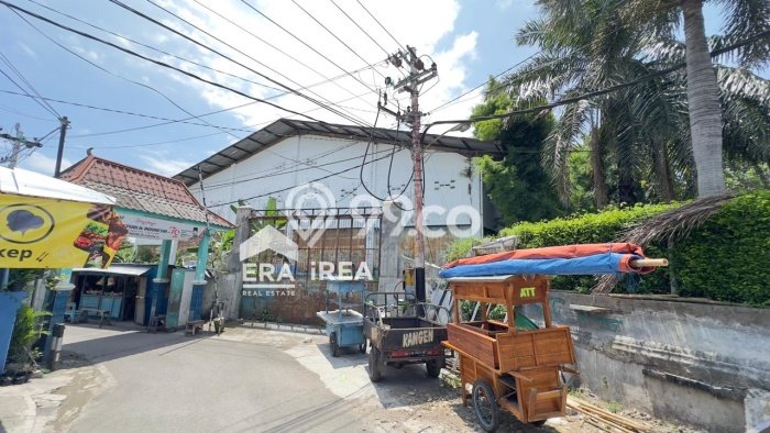Unit Gudang Dijual di Banjarsari Solo 1500m2 Unit Gudang Dijual di Banjarsari Solo 1500m2