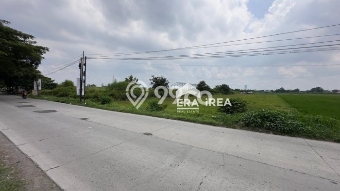 Lahan Strategis di Colomadu Dijual dengan Luas 2850m2 Lahan Strategis di Colomadu Dijual dengan Luas 2850m2