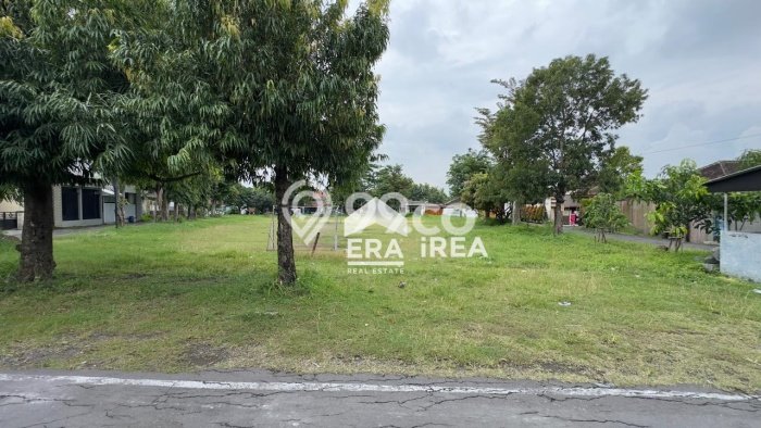 Dijual Tanah di Jaten Solo Luas 2323m2 SHM Dijual Tanah di Jaten Solo Luas 2323m2 SHM