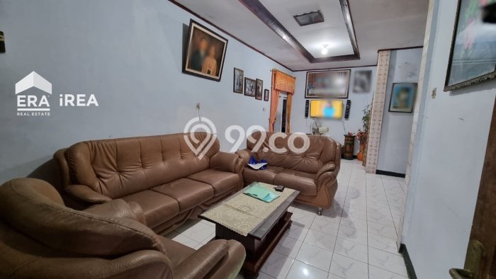 Rumah Modern 3 KT LT 205m2 di Pulisen Rumah Modern 3 KT LT 205m2 di Pulisen