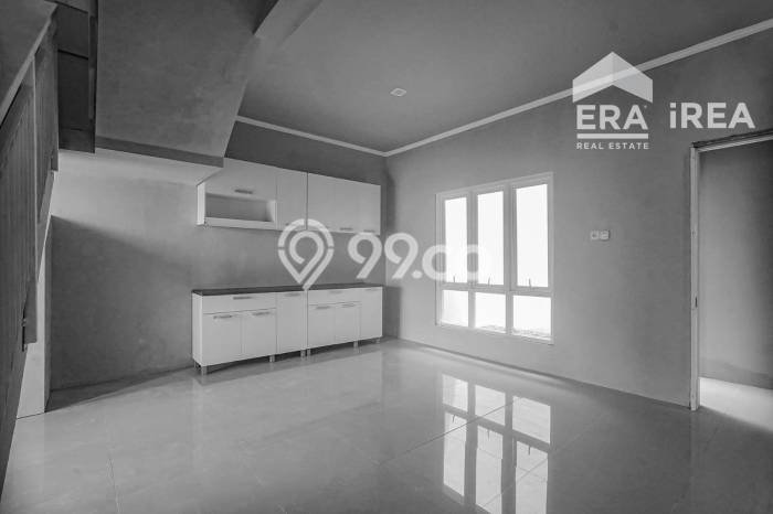 Lokasi strategis! Rumah siap pakai dikontrakkan di Jebres LB 120m2 Lokasi strategis! Rumah siap pakai dikontrakkan di Jebres LB 120m2