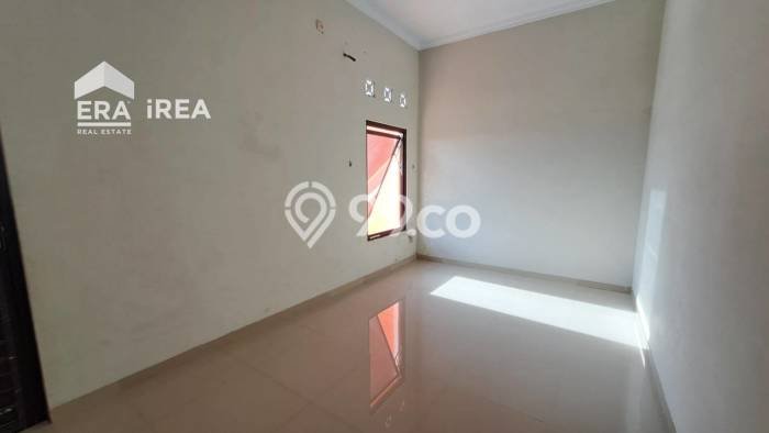 AREA BISNIS! Ruko Kawasan Depok, Luas 550m2m², Area Strategis AREA BISNIS! Ruko Kawasan Depok, Luas 550m2m², Area Strategis