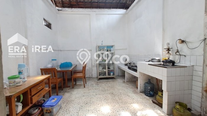 Dijual Hunian Mewah dengan Fasilitas Sekitar Komplit di Solo Baru, Solo Dijual Hunian Mewah dengan Fasilitas Sekitar Komplit di Solo Baru, Solo
