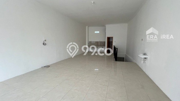 Unit Ruko Disewa Lokasi Banjarsari, Solo Spesifikasi Luas Bangunan 120m2 Unit Ruko Disewa Lokasi Banjarsari, Solo Spesifikasi Luas Bangunan 120m2