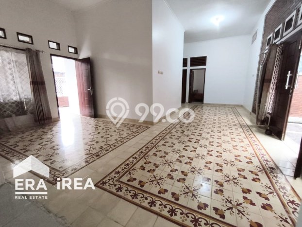 For Sale Rumah 4 Kamar Lokasi Strategis Bagus dan Strategis di Kartasura For Sale Rumah 4 Kamar Lokasi Strategis Bagus dan Strategis di Kartasura