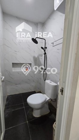 Rumah Kost untuk Dijual di Banjarsari dengan 18 KT, 18 KM, Luas 600m2 Rumah Kost untuk Dijual di Banjarsari dengan 18 KT, 18 KM, Luas 600m2