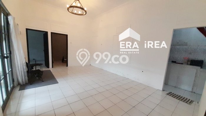 Rumah Strategis Minimalis Lb 120m2 di Jaten, Solo Rumah Strategis Minimalis Lb 120m2 di Jaten, Solo