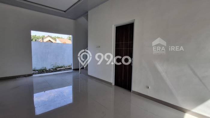 Dijual Cepat Rumah Favorit Siap Huni LB 120m2 di Colomadu, Solo Dijual Cepat Rumah Favorit Siap Huni LB 120m2 di Colomadu, Solo
