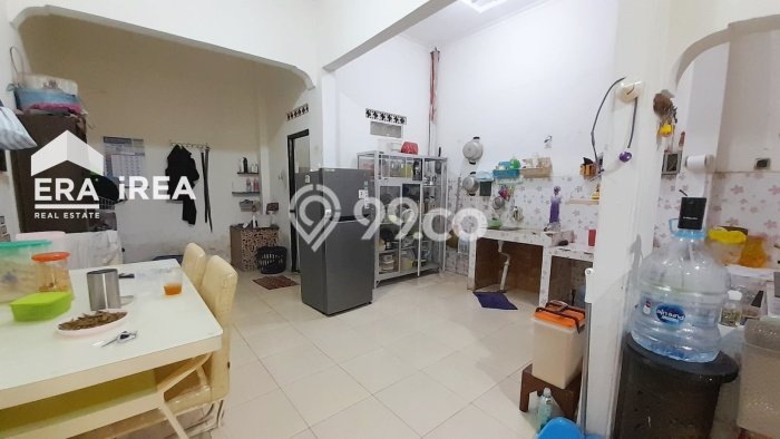 Jual Rumah Strategis Bagus Punya 5 KT di Colomadu Solo SHM Jual Rumah Strategis Bagus Punya 5 KT di Colomadu Solo SHM