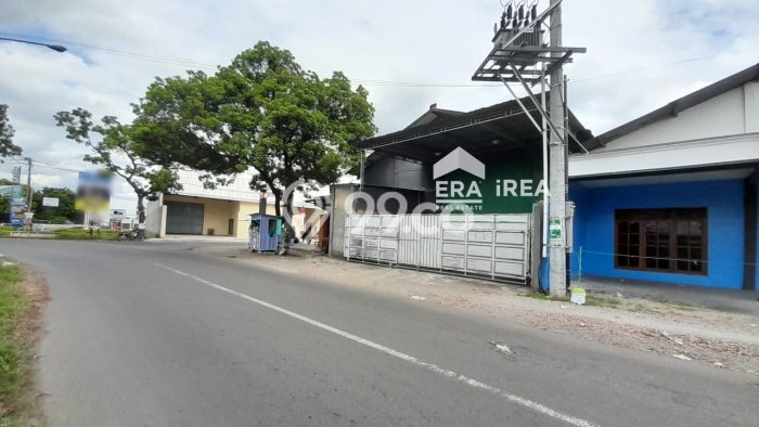 Disewakan Gudang komersial di Gatak luas bangunan 800m2 Disewakan Gudang komersial di Gatak luas bangunan 800m2