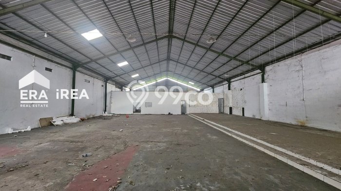 Gudang paling strategis disewakan di Colomadu Solo Gudang paling strategis disewakan di Colomadu Solo
