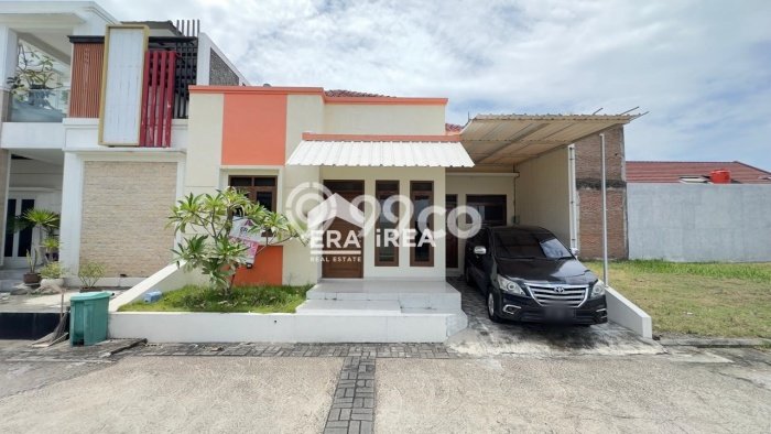 SIAP HUNI! Rumah Asri di Baki, LT 108m2m² Bangunan 90m2m² SIAP HUNI! Rumah Asri di Baki, LT 108m2m² Bangunan 90m2m²
