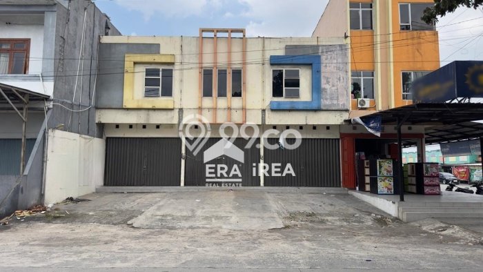 Ruko untuk disewa di Colomadu punya LT 243m2 & LB 294m2 harga sewa kompetitif Ruko untuk disewa di Colomadu punya LT 243m2 & LB 294m2 harga sewa kompetitif