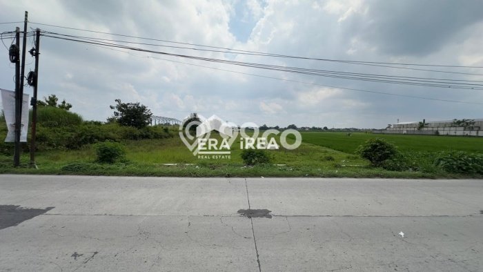 Lahan Strategis di Colomadu Dijual dengan Luas 2850m2 Lahan Strategis di Colomadu Dijual dengan Luas 2850m2