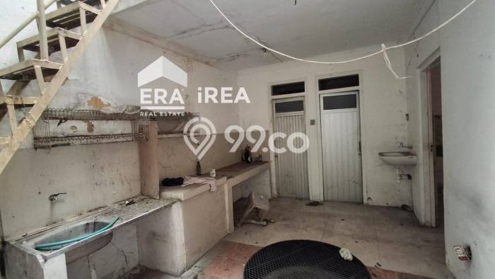 Komersial Dijual di Mantrijeron LT 218m2, LB 200m2 untuk Investasi Komersial Dijual di Mantrijeron LT 218m2, LB 200m2 untuk Investasi